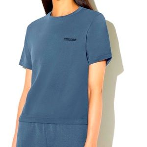 Giving Movement Essentials Tshirt Cotton